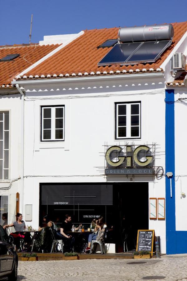 Gig Capsule Hostel Ericeira Eksteriør billede